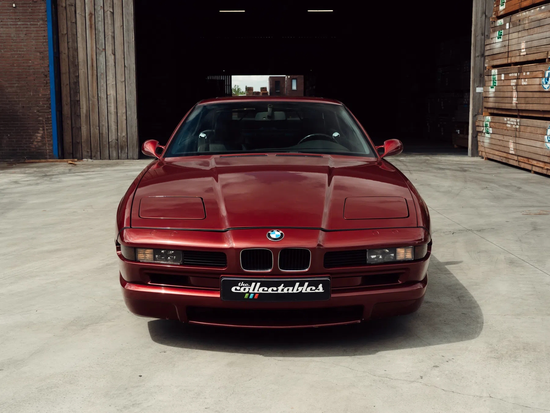 BMW 850CSi rood